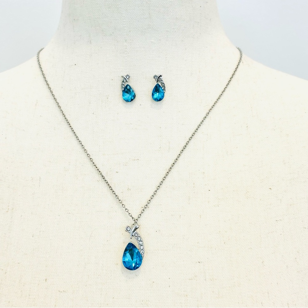 Elegant Imitation Mermaid Necklace And Earrings Set